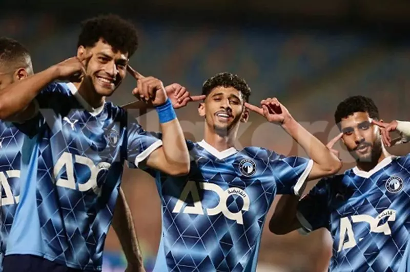 بيراميدز